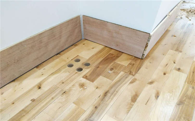 室內體育場木地板怎么維護