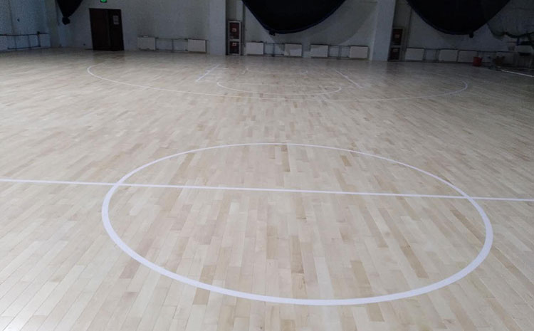 遼寧硬木企口體育木地板價格是多少