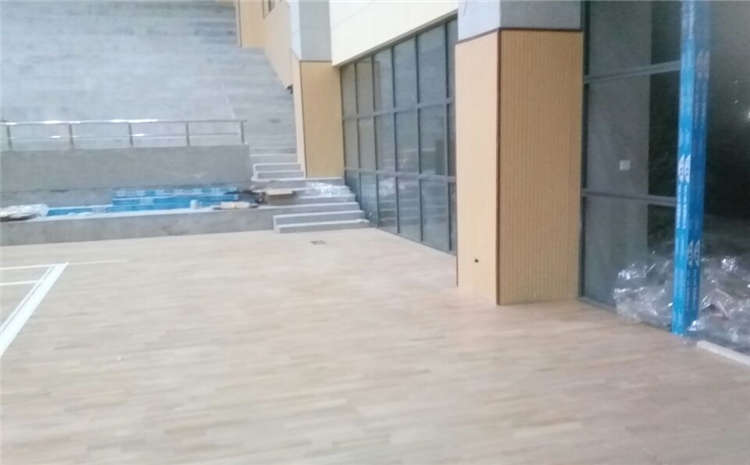 柞木體育運動地板怎么維修