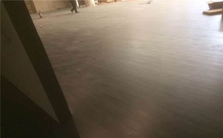 常用的體育運(yùn)動(dòng)地板都有哪些品牌