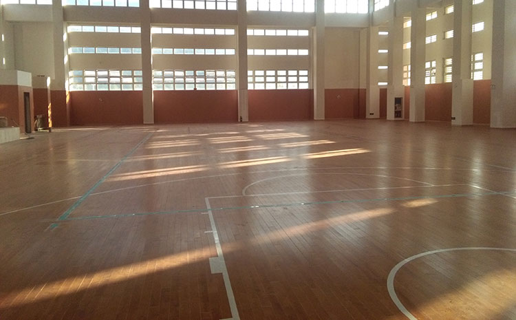 楓木舞蹈室木地板打磨翻新
