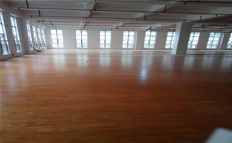 廣西企口體育木地板廠(chǎng)家報(bào)價(jià)