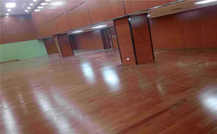 西寧楓木實木運動地板廠家批發