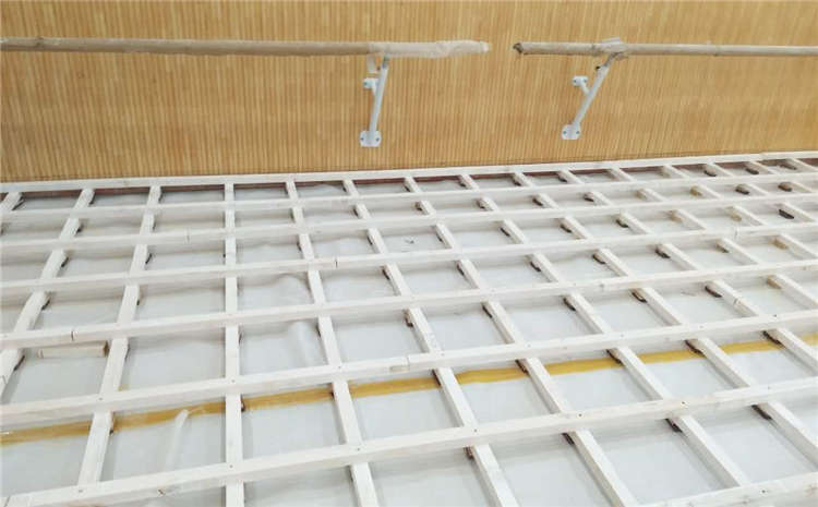 武漢體育木地板多少錢一平方