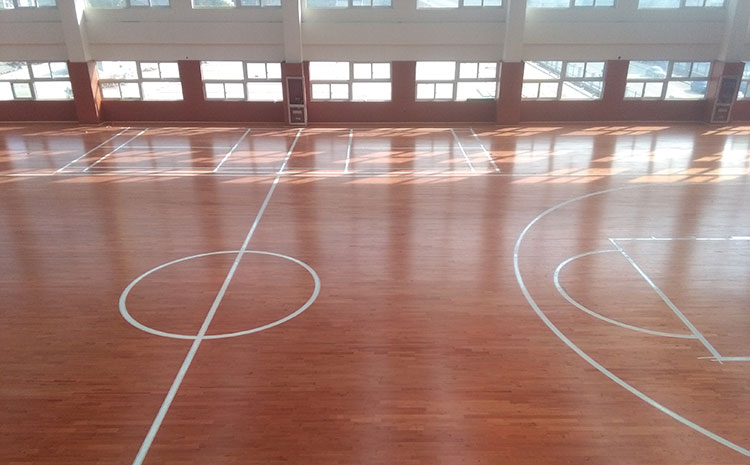 河北體育場地板打磨翻新