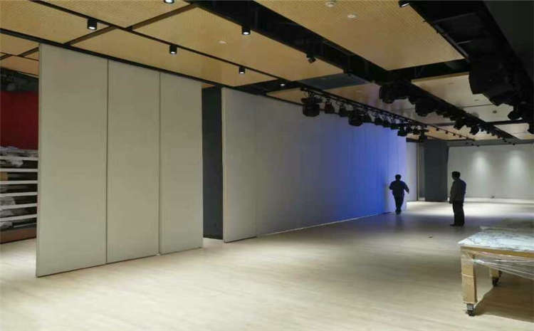 信陽籃球地板廠家