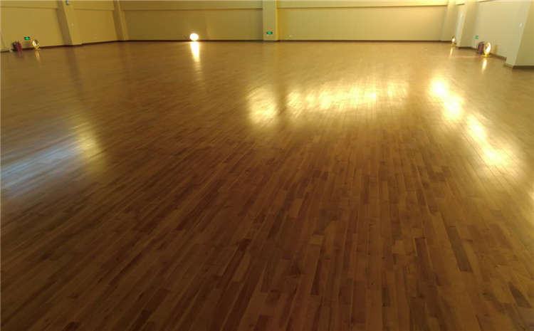 德州體育地板廠家價格