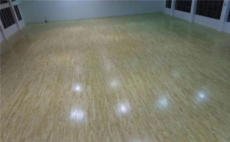 永濟(jì)體育地板