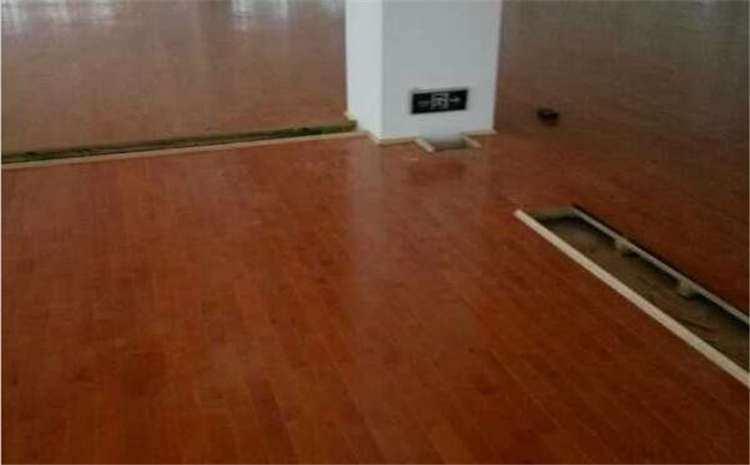 憑祥體育地板廠